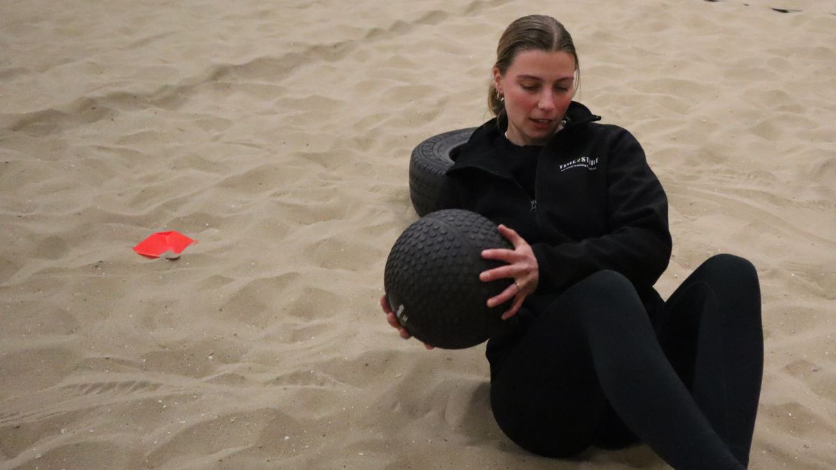 bootcamp-voor-vrouwen-russian-twist-lola-doet-voor